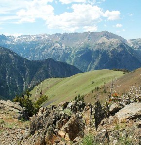 Cascade Mountain Range in Oregon